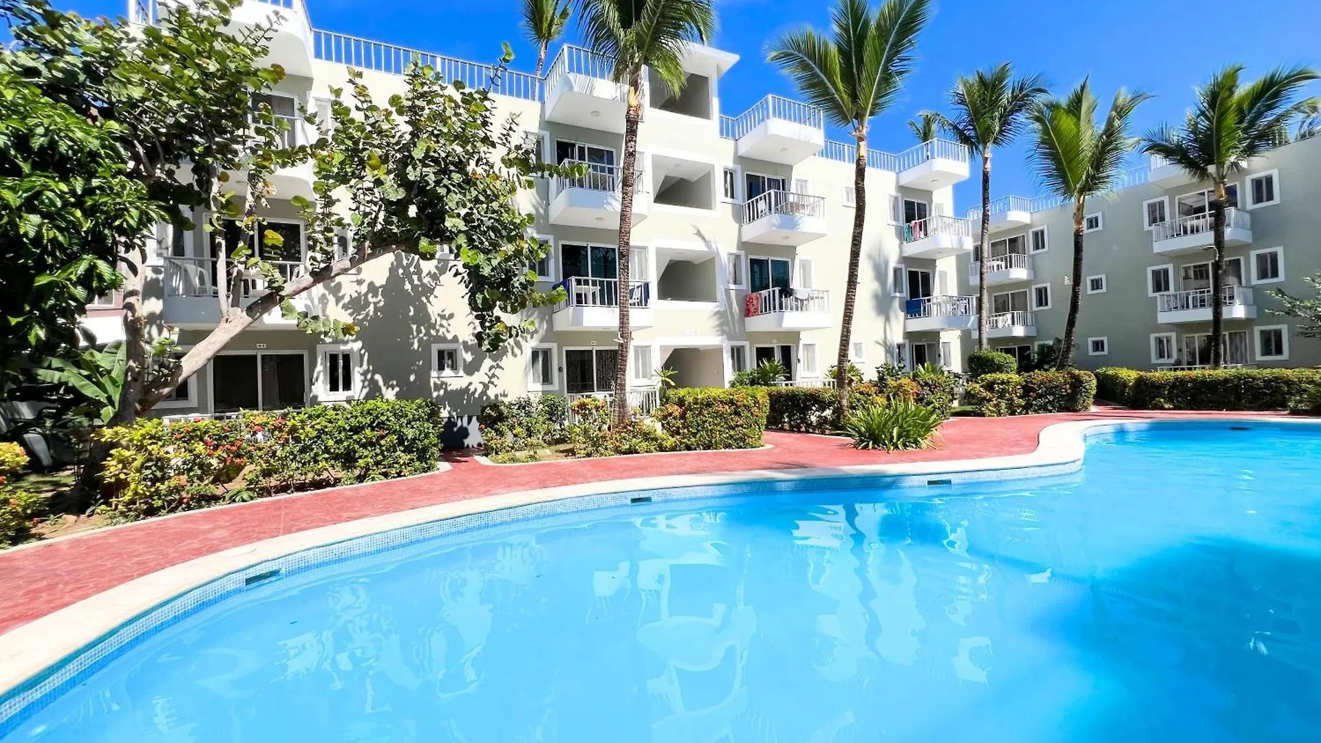 Caraibo Studios Beach Club & Pool Punta Cana