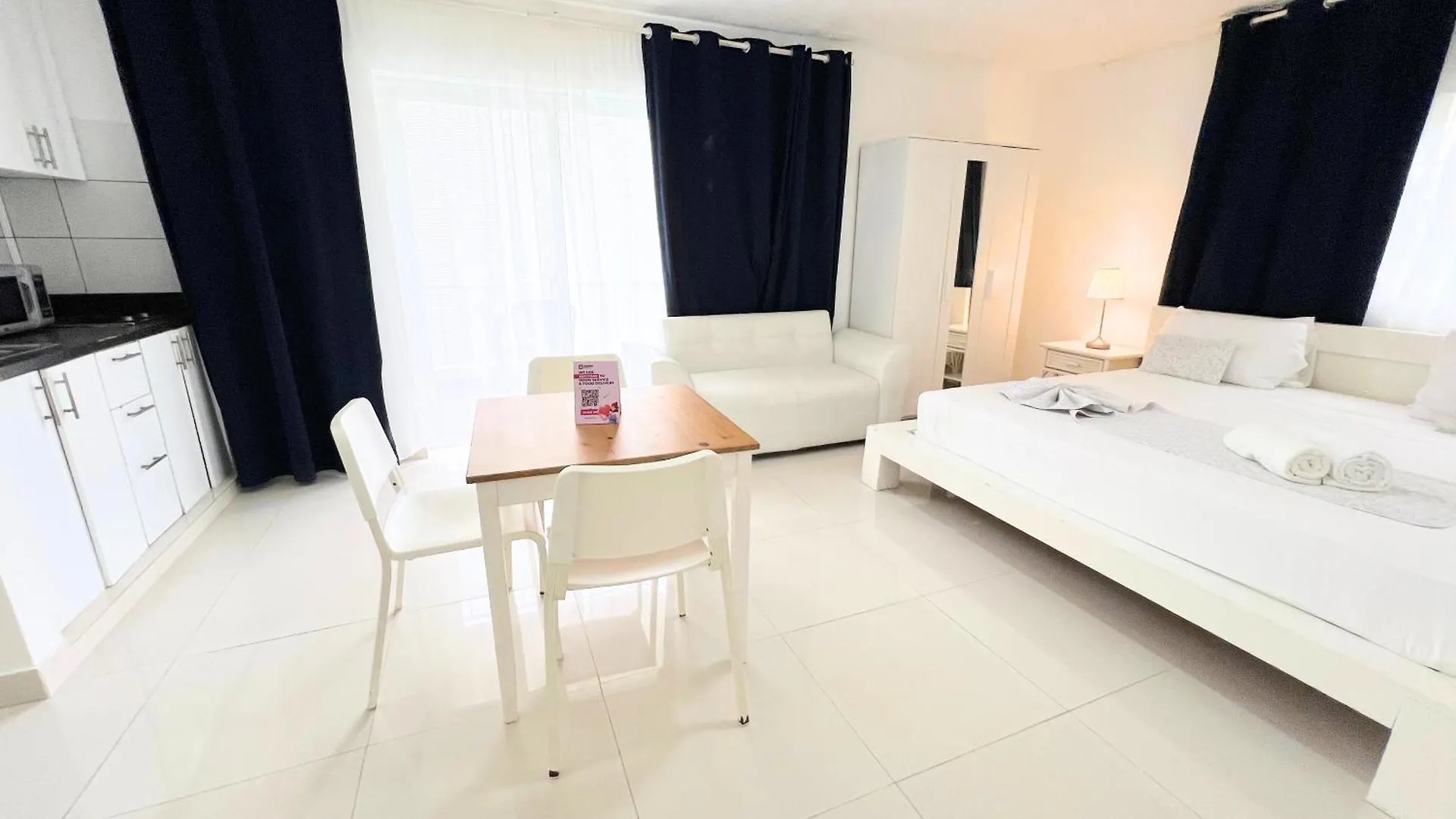 Caraibo Studios Beach Club & Pool Punta Cana